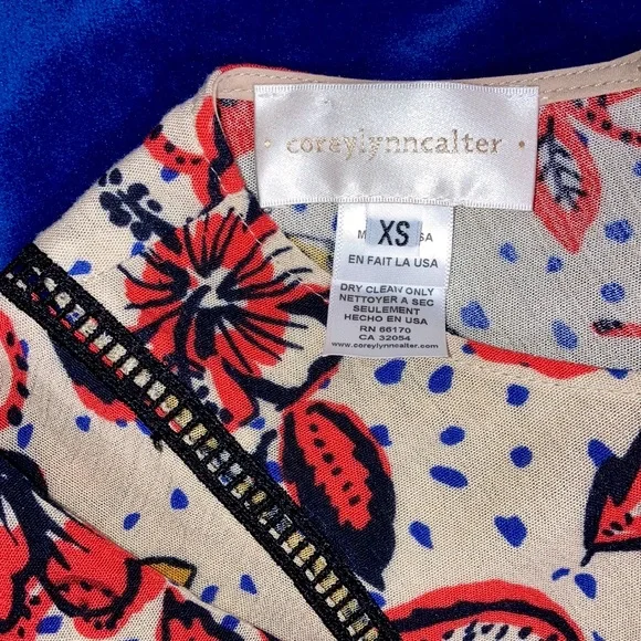 Coreylynncalter ANTHROPOLOGIE Tiger &Tropical Floral Print Summer Tunic Top XS - Picture 9 of 10